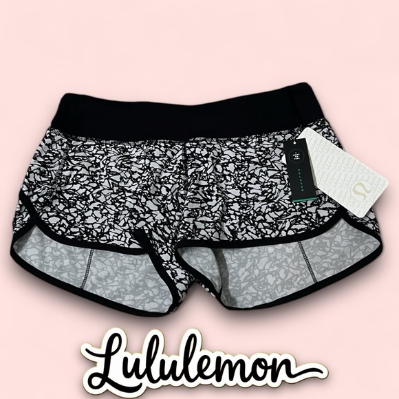 RARE limited edition Lululemon Speed Short Venture Floral Alpine White Black - Picture 2 of 11